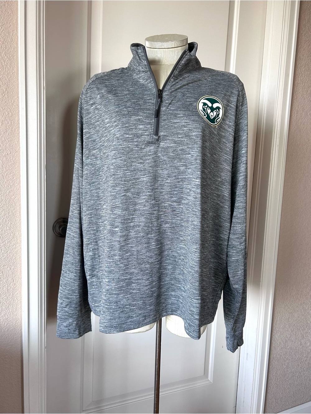 NWT Champion Gray Heathered Rams Pullover